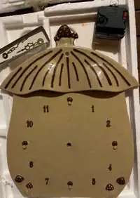 Horloge artisanale en céramique 