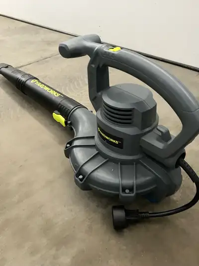 Leaf Blower / Leaf Vacuum, View more