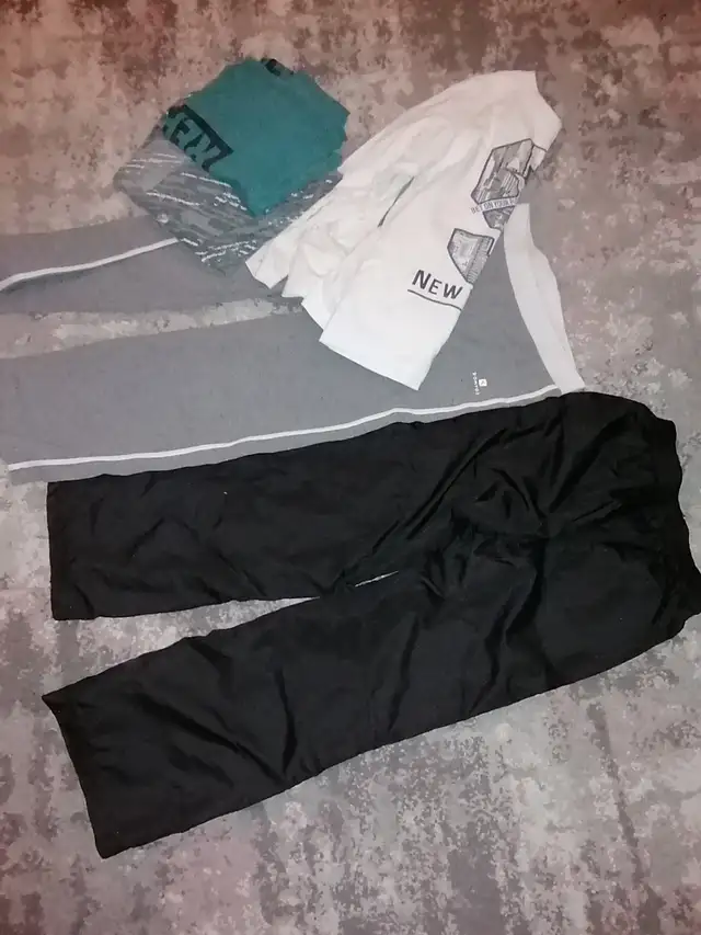 Vêtements printemps pour garçons (6-8 ans) in Kids & Youth in City of Montréal - Image 6