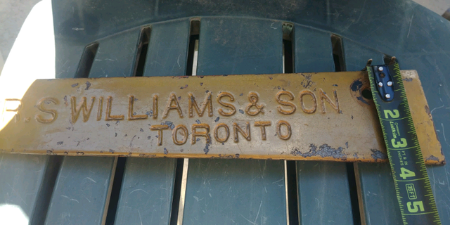 Plaque ancienne en métal in Arts & Collectibles in City of Montréal - Image 5