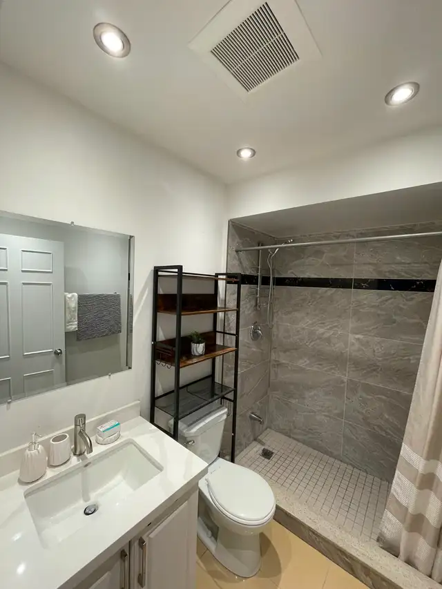 Furnished room Bayview/Finch - utilities included+parking+wifi in Short Term Rentals in City of Toronto - Image 12