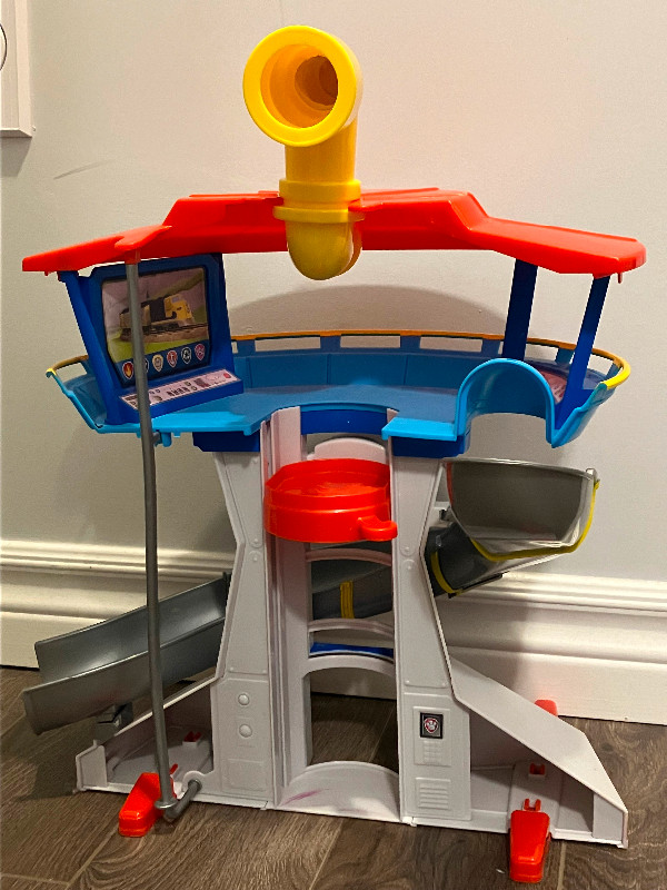 Paw Patrol Lookout in Toys & Games in Bedford - Image 2