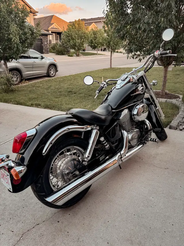 Honda Shadow ACE in Street, Cruisers & Choppers in St. Albert - Image 3