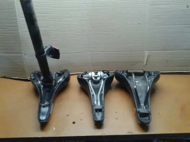 Schwinn Wide Cruiser Saddle  / Selle / siege large / bike seat in Other in Ottawa - Image 5