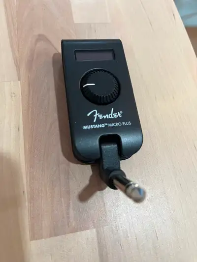 Fender mustang micro plus, View more