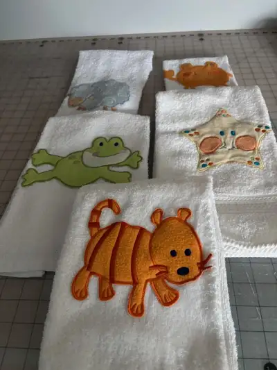 Kids towels with applique, View more