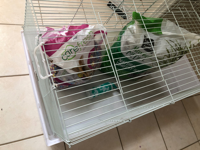 Rabbit/hamster/guinea pig cages in Accessories in Markham / York Region - Image 3