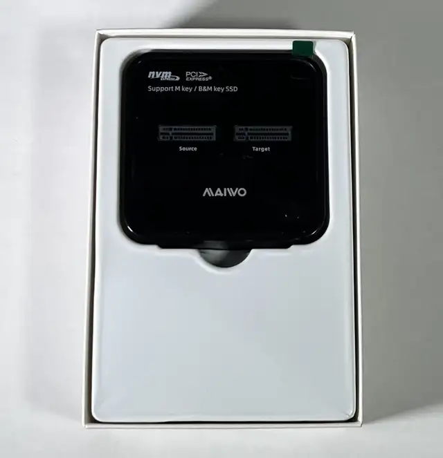 M.2 NVMe SSD Duplicator 2 Bay Clone Duplicator  in Laptop Accessories in Cambridge - Image 3