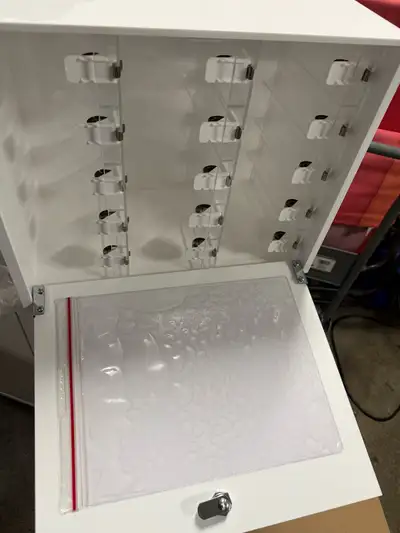 I am selling a new white display case, perfect for showcasing collectibles, jewellery, or retail ite...