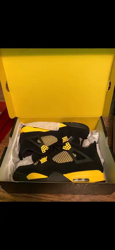 deadstock retros men, View more