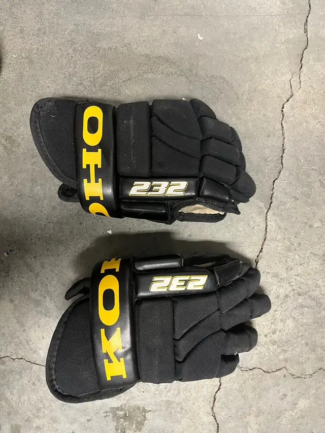 Kids KOHO 232 Hockey/Lacrosse Gloves in Lacrosse in Strathcona County - Image 3