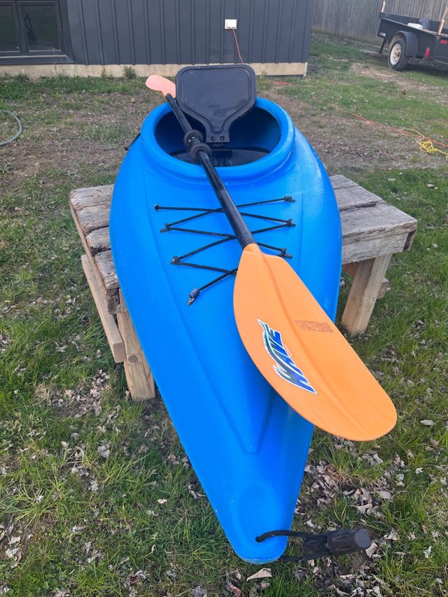 Single sea Kayak with Paddle in Water Sports in Chatham-Kent