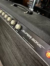 Fender Super Sonic Professional Combo Tube Amplifier: Mint