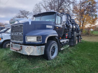 1999 Mack CH613 Vac Truck