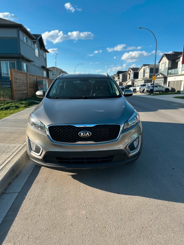 Kia Sorento 2016 in Cars & Trucks in Calgary