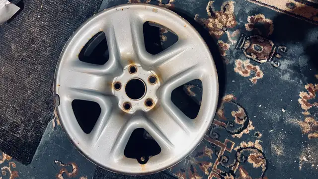 Toyota 17” Steel Wheel silver color (17x6.5J) in Tires & Rims in Ottawa - Image 4