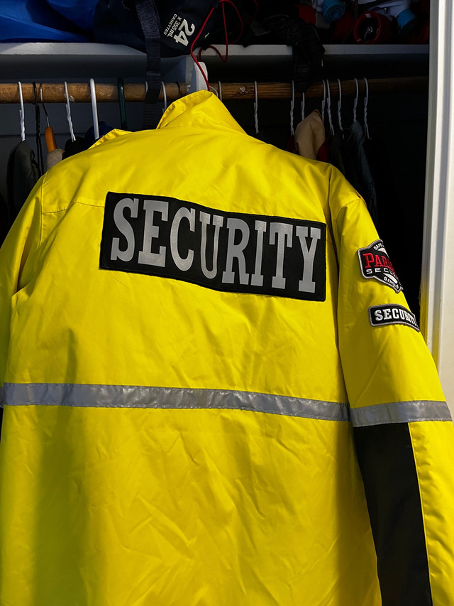 High Vis Security Winter Coat LG in Men's in City of Toronto - Image 4
