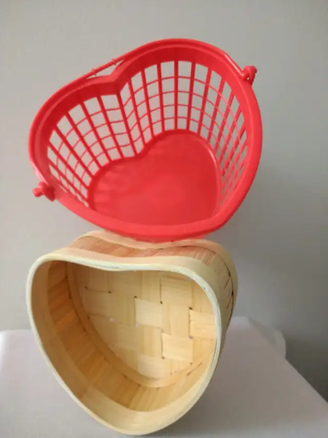 Heart Shaped Baskets (2)