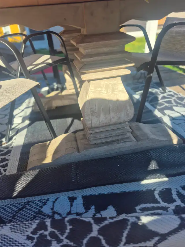 Outdoor Dining Table in Patio & Garden Furniture in Cape Breton - Image 3