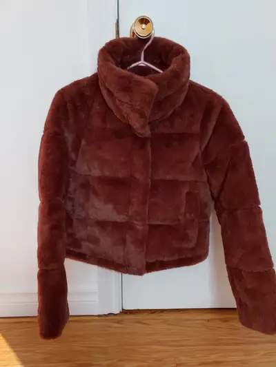 Veste classique en fausse fourrure, View more