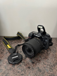 Nikon D7500 DSLR Camera with Nikon 18-140mm lens