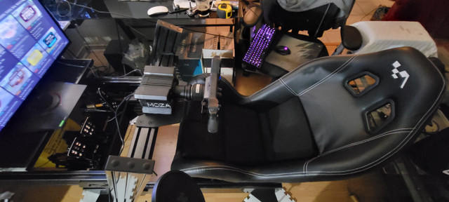 Simulateur de course dans Autre  à Longueuil/Rive Sud - Image 4
