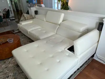 Free couch, View more