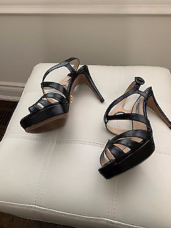 PRADA VERNICE SAFFIANO LEATHER SANDALS IN BLACK - SIZE 6.5 in Women's - Shoes in City of Toronto - Image 2