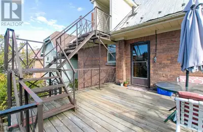 1 bed 1 bath beautiful century home 3rd floor apartment for rent near Harrison Park in Owen Sound. L...