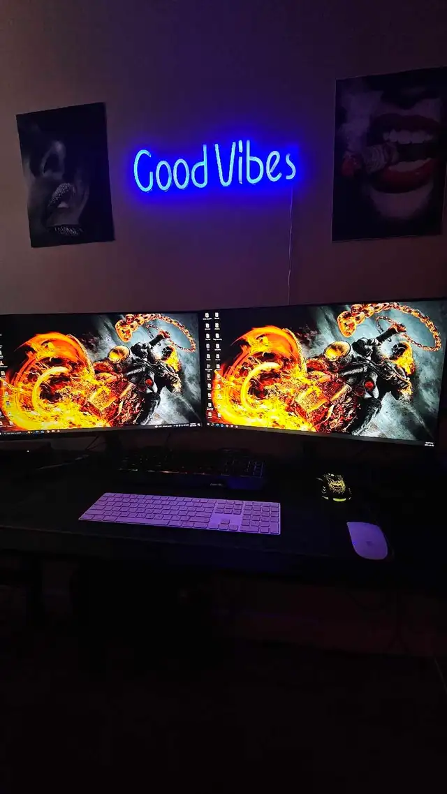 SAMSUNG SR35 Series 27 inch in Desktop Computers in City of Montréal - Image 2