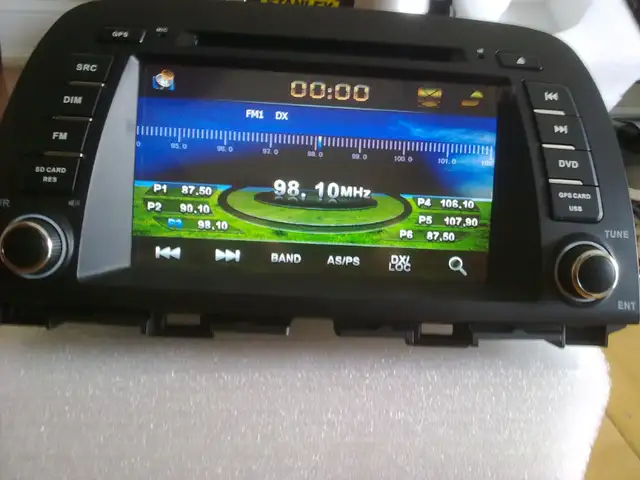 mazda cx5 navigation bluetooth radio cd dvd audio video system in Other in Markham / York Region - Image 3