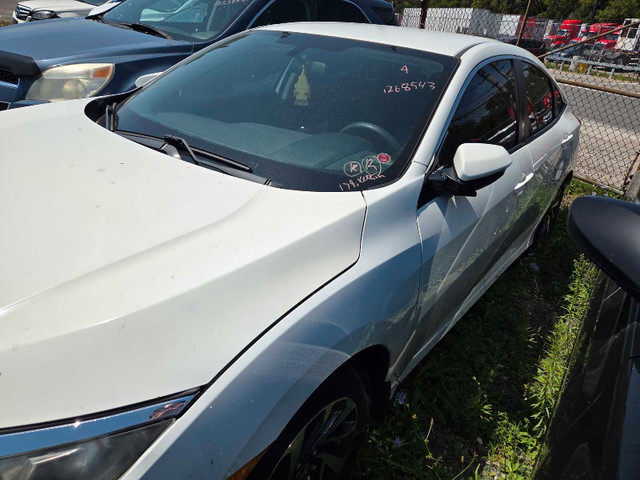 SAVE HUGE MONEY 2016 HONDA CIVIC in Cars & Trucks in City of Toronto - Image 3