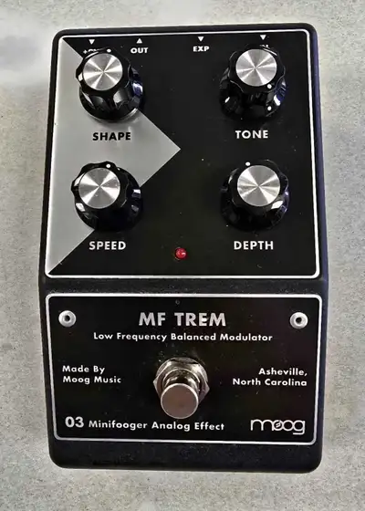 Selling this gently used Minifooger Tremolo Pedal. Model MFS-TREM. Asking $425. Always open to reaso...
