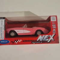 Welly Nex 1957 Pink Chevy Corvette 