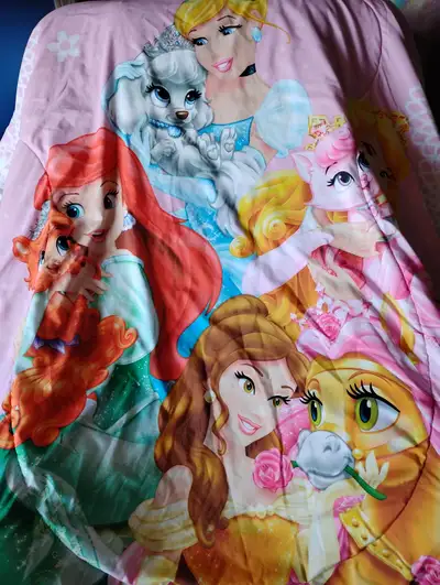TWIN REVERSIBLE COMFORTER - DISNEY PRINCESSES, View more