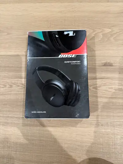 Bose QuietComfort Headphones (new) - Black, View more