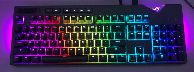 ASUS ROG Strix Flare I Gaming Keyboard *PRICE NEGOTIABLE* in General Electronics in City of Toronto - Image 4