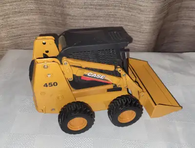 1990 ERTL 1066 farmall 5 mill editon / ERTL Case skidsteer, View more