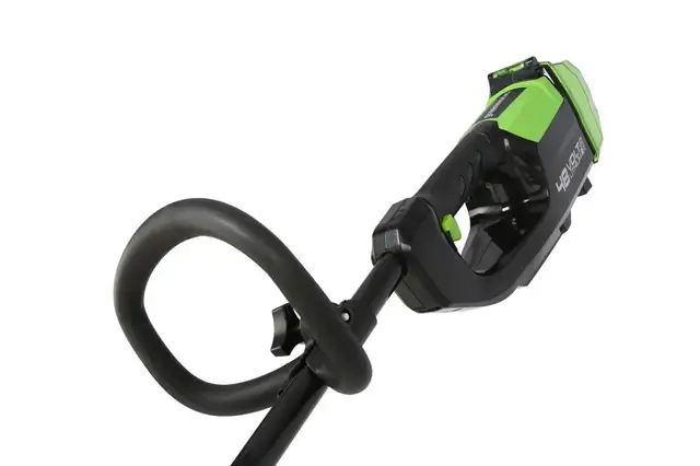 BRAND NEW Greenworks 48V Snow Shovel, Thrower Includes Battery in Outdoor Tools & Storage in Hamilton - Image 6