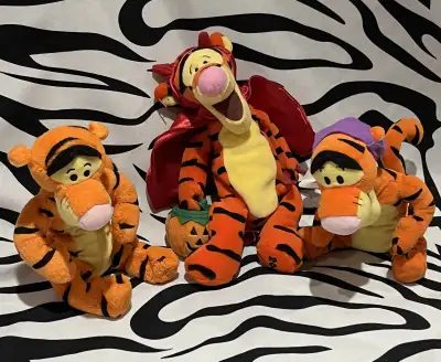 Set of 3 Disney Tigger Plush Toys, View more