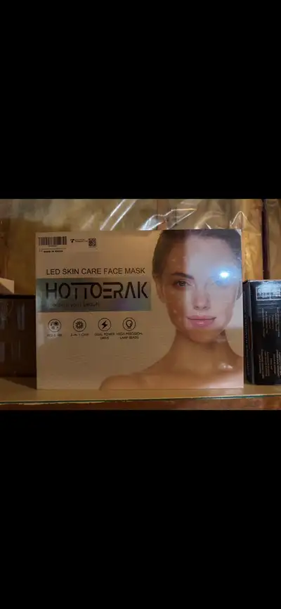 Experience professional-grade facial rejuvenation with this brand new Hottoerak LED Skin Care Face M...