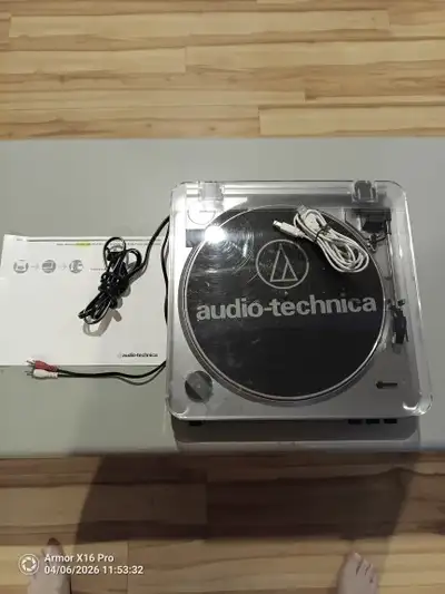 Audio-technica AT-LP60-USB ET RCA Tourne Disque stéréo USB Parfait pour écouter vos vinyles 45n ou 3...