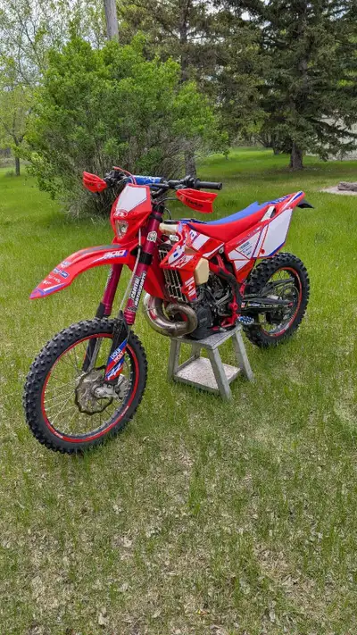 Beta 300 RR with approximately 300 hours on chassis and only 30 hours on a full top and bottom end m...
