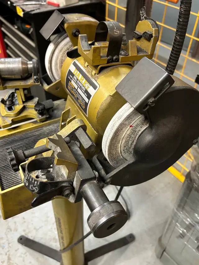Darex Drill Sharpener  in Power Tools in Mississauga / Peel Region - Image 6