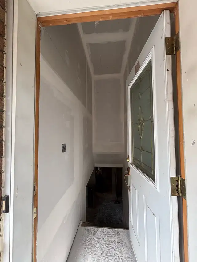 Drywall and painting  expert in Floors & Walls in Gatineau - Image 8