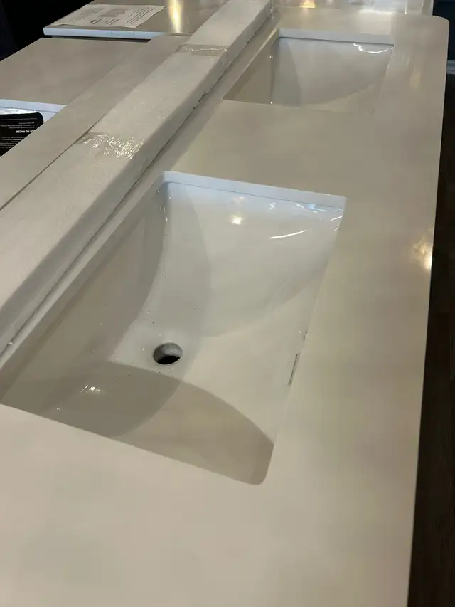 BRAND NEW 60”W Double Bathroom Vanity with Quartz Top in Cabinets & Countertops in Oakville / Halton Region - Image 7