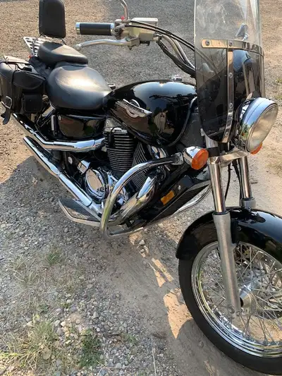 !95 Honda Shadow Ace 1100. New battery,carbs serviced,new air filter, oil change.