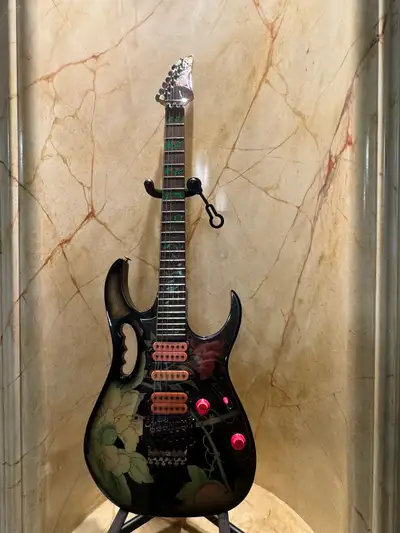 1988 Ibanez Steve Vai JEM77FP- Very RARE - MINT, View more