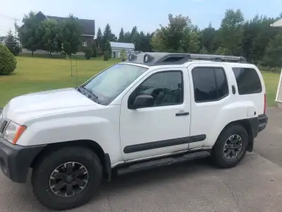 Nissan XTerra PRO-4X 2015 Jamais accidenté Un seul propriétaire Vient avec un kit complet de pneus d...