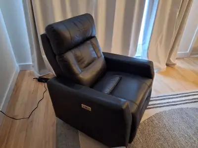 Fauteuil Elran noir motorisé, View more